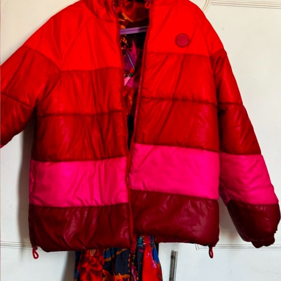 ✨ Farm Rio Reversible Puff Jacket ✨ - Picture 7 of 7